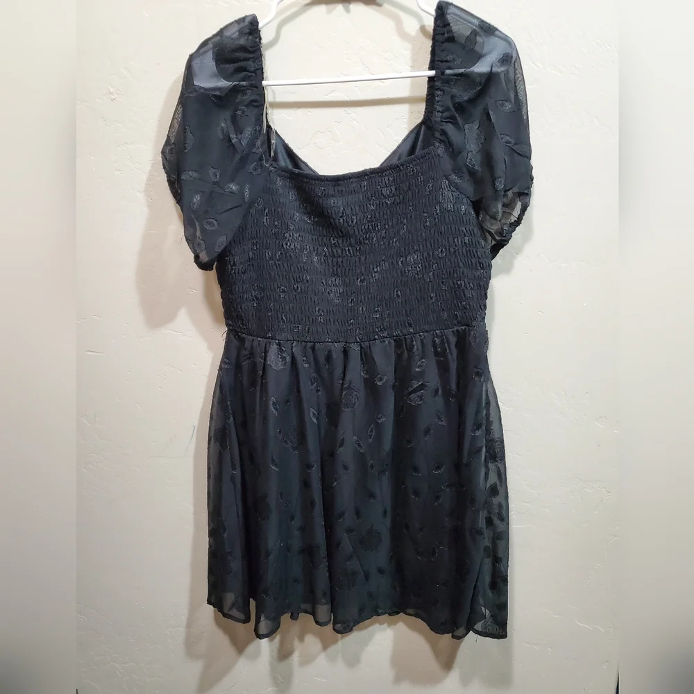 Lily Rose cocktail dress - Picture 2 of 4